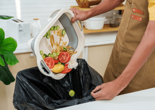 Combat Food Waste with Compost Trash Bags